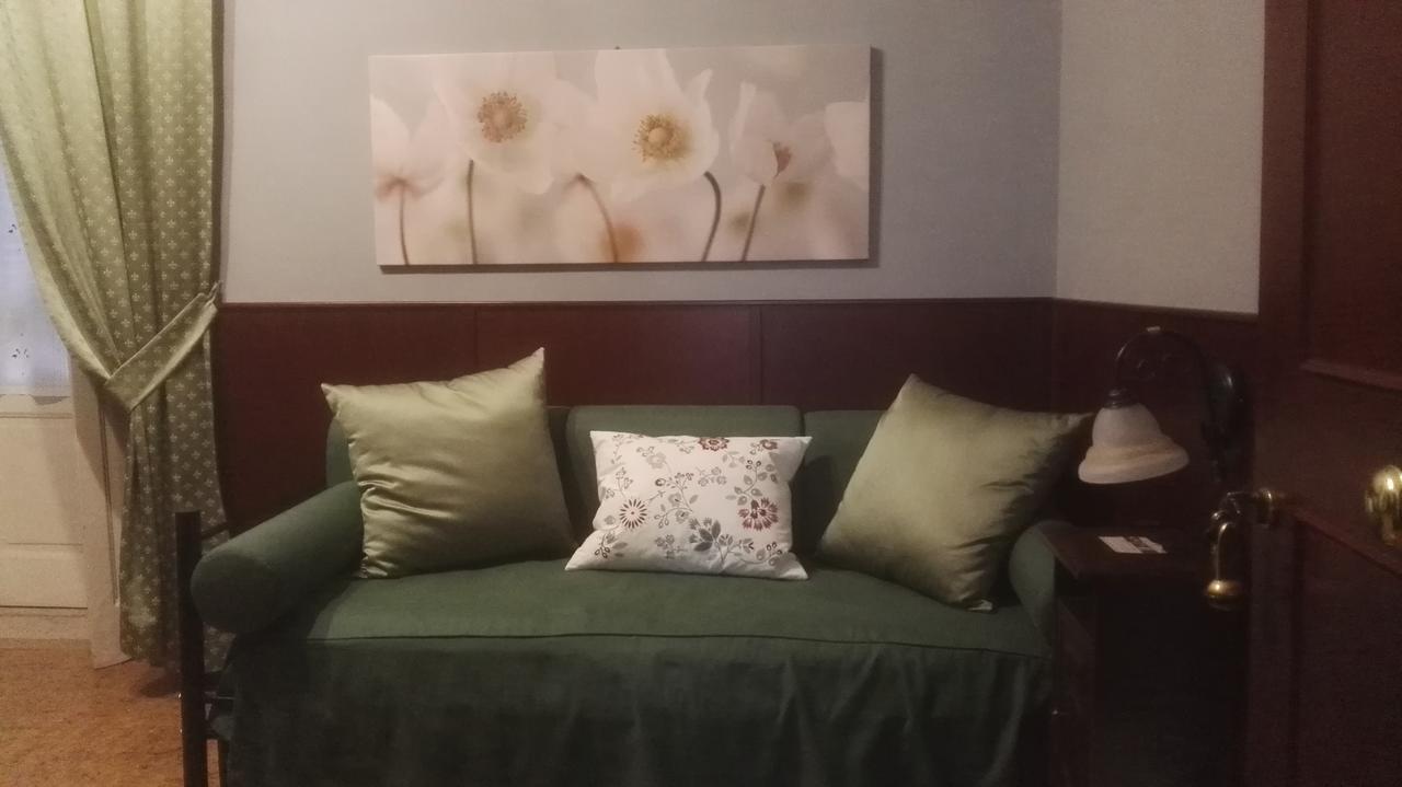 تراني Domus Angela B&B المظهر الخارجي الصورة